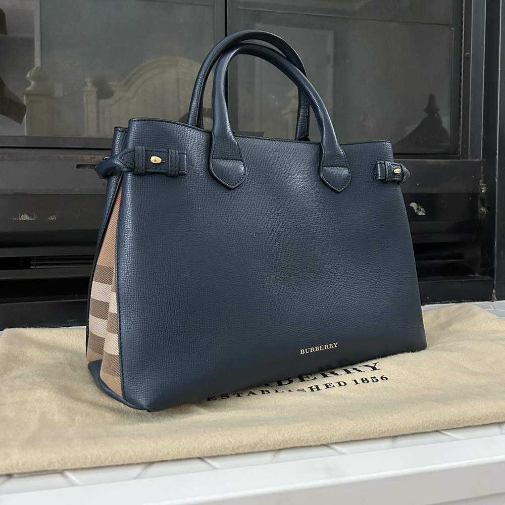 Burberry Medium Banner Bag